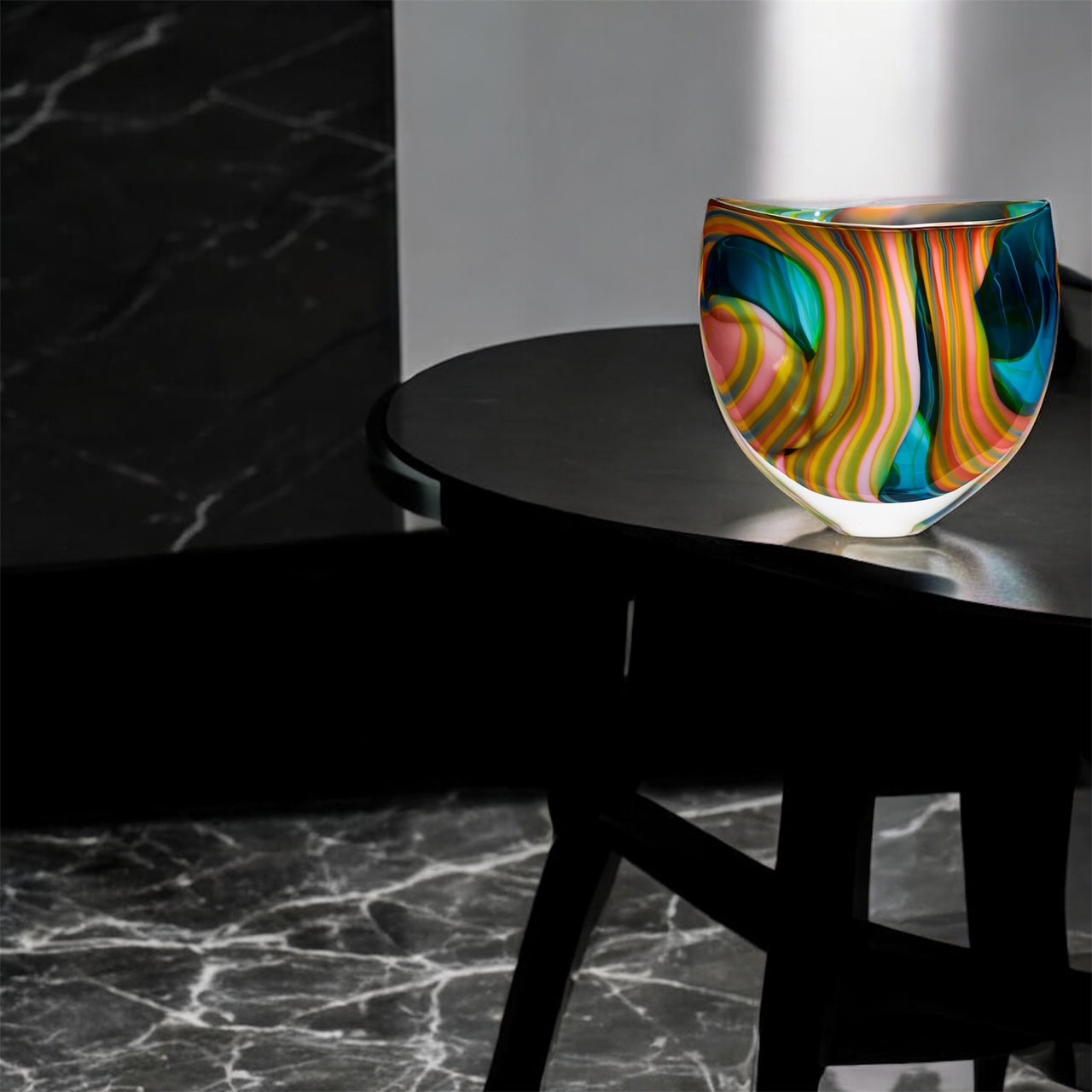 Cascade Flattened vase Large
