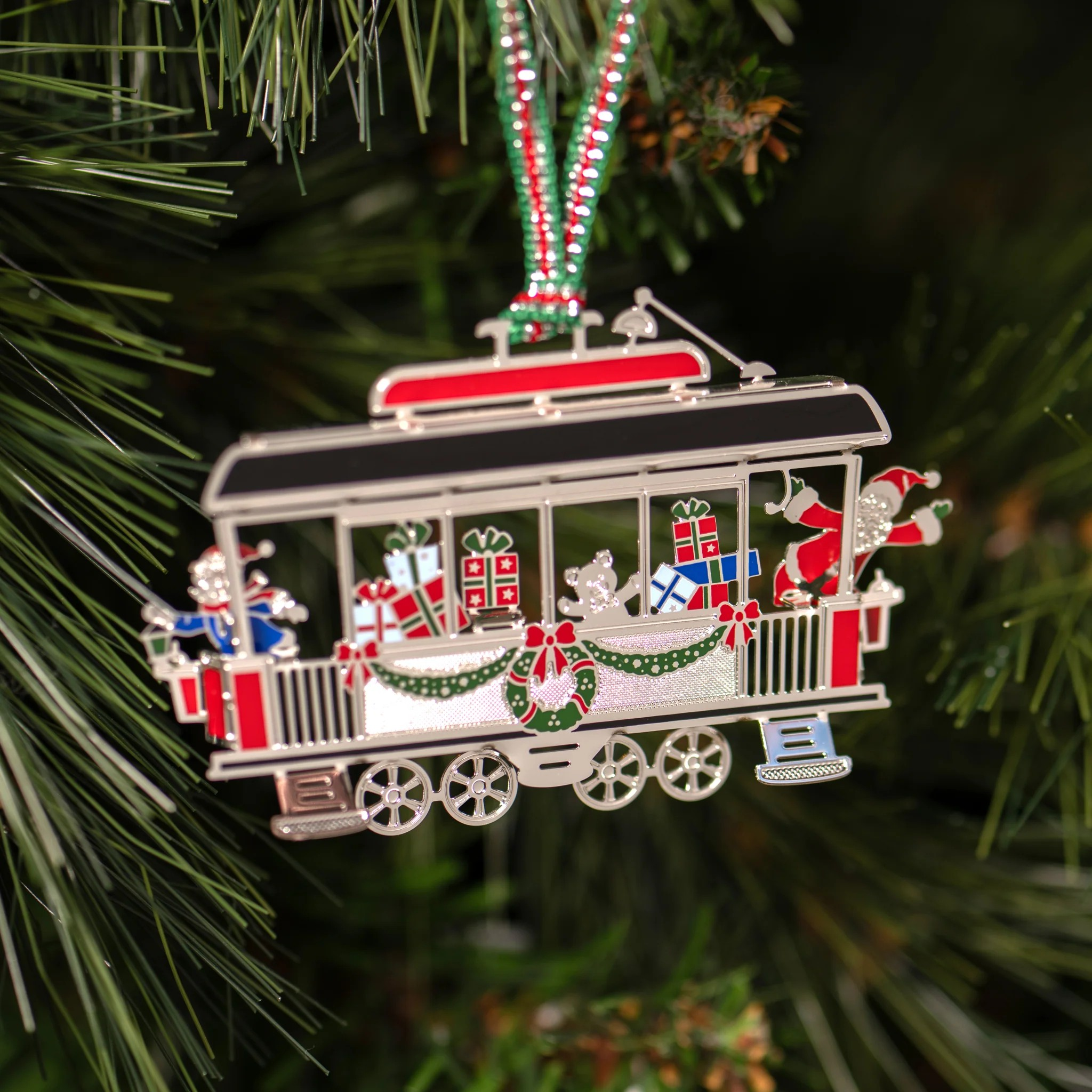 Christmas Tram Carriage Tree Decoration - NEW