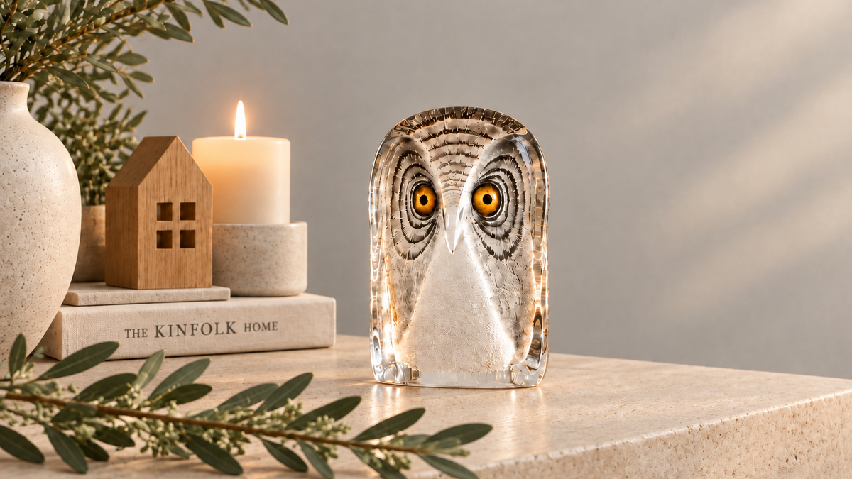 Maleras owl-shaped glass
sculpture