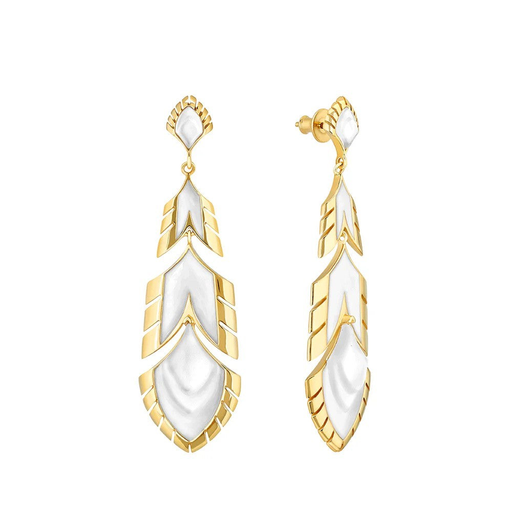 Paon earrings gold