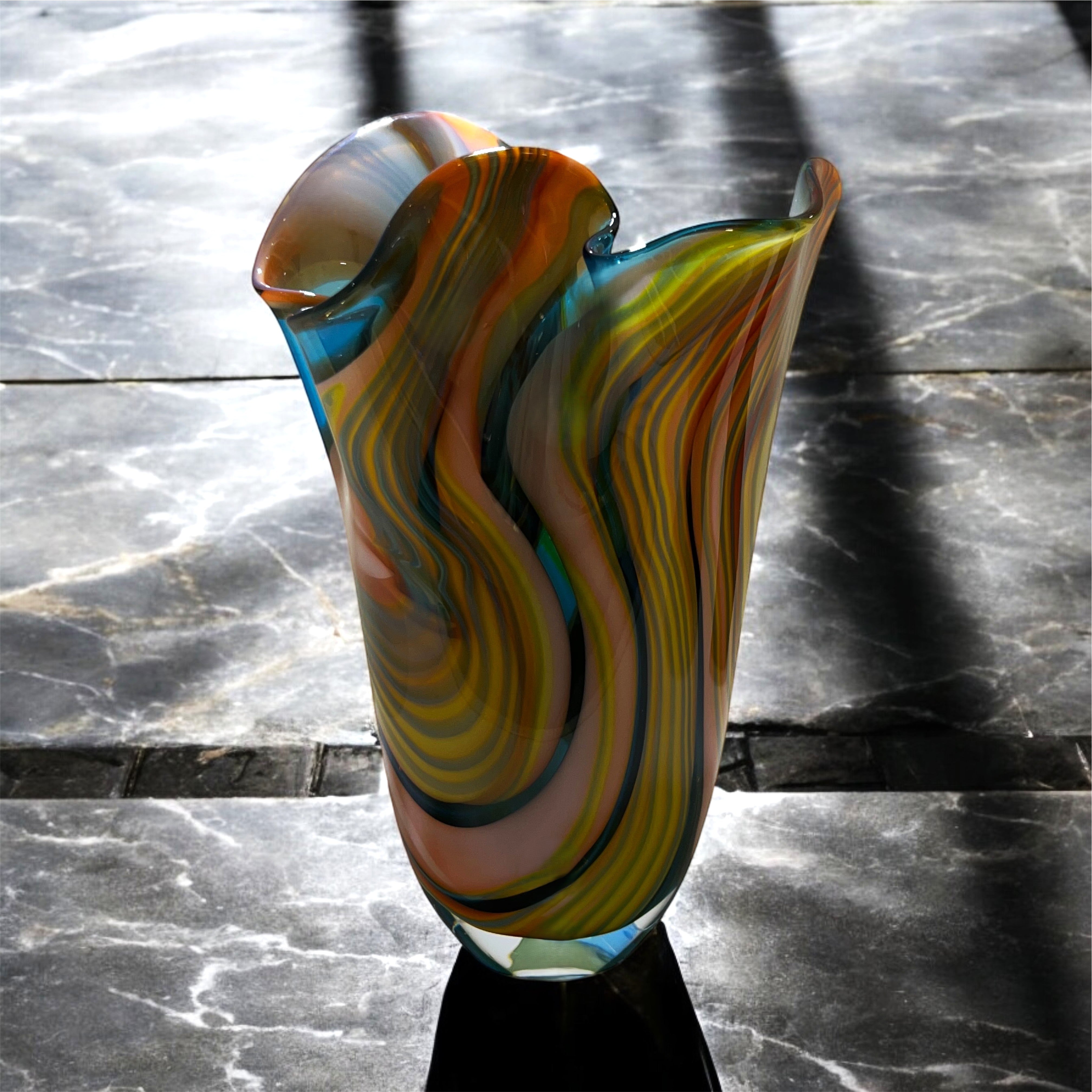 Cascade Flared vase medium