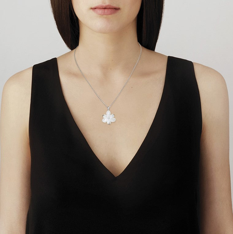 Fleur de Neige pendant