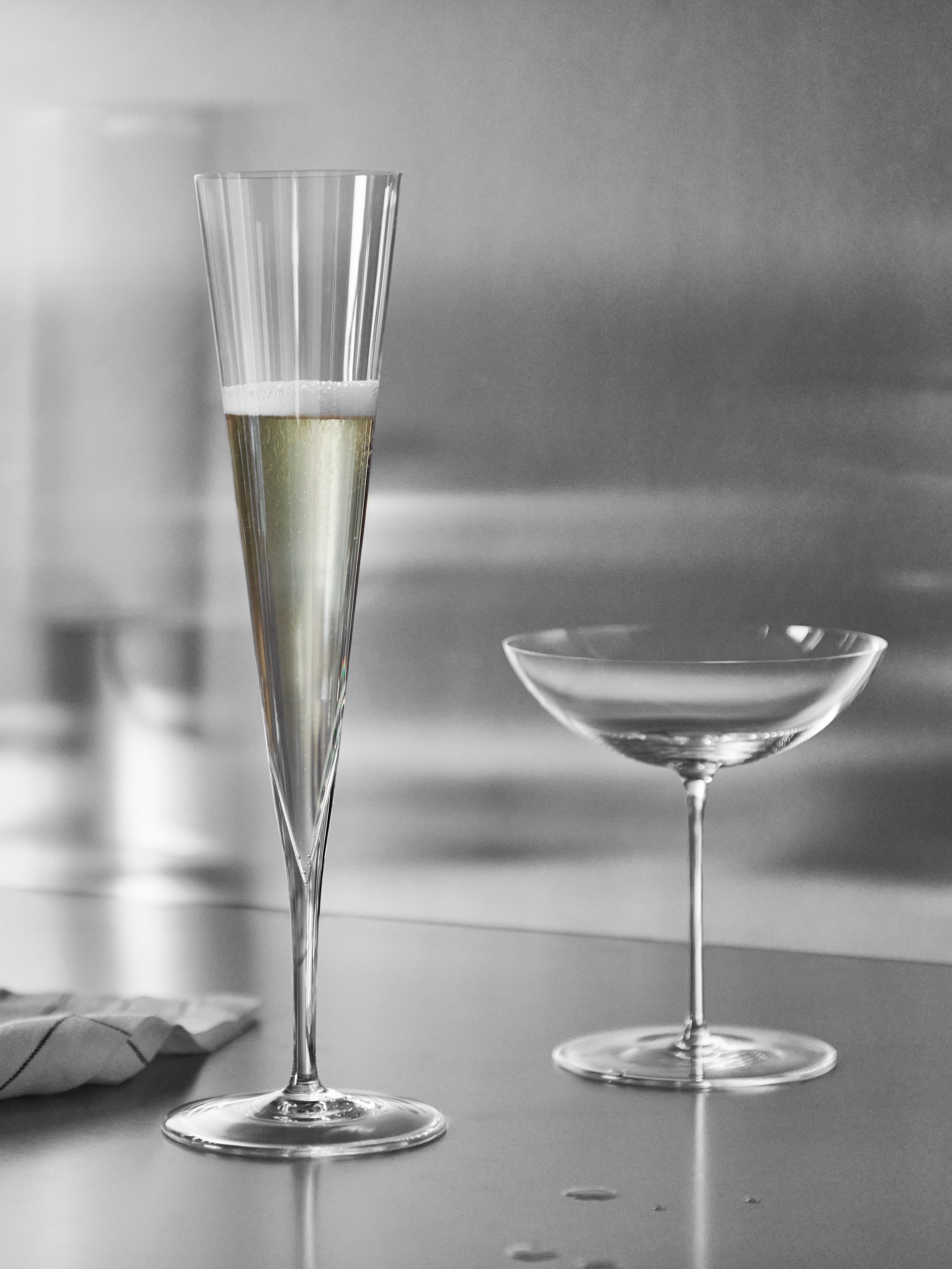 Geometry Champagne glass (set of 2)