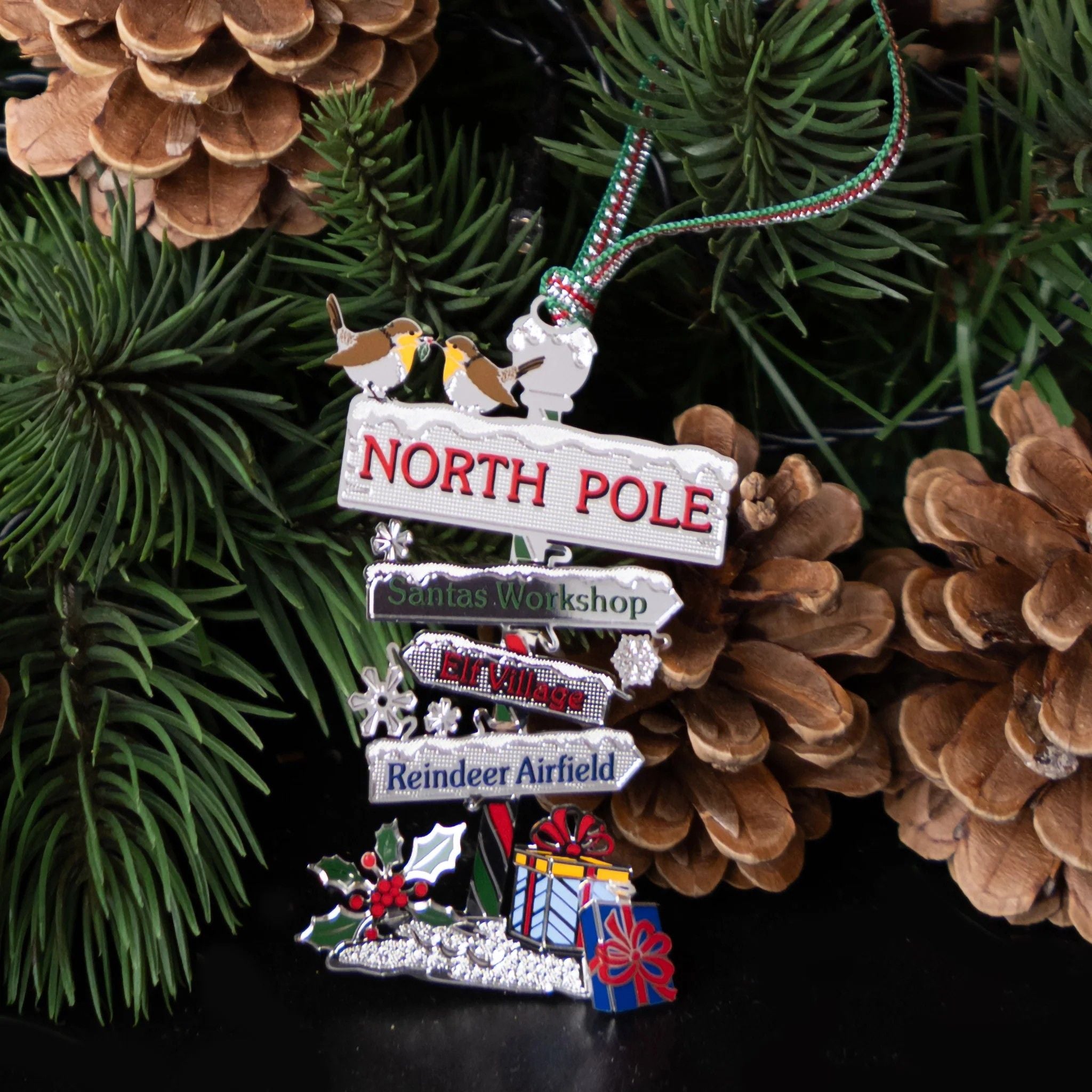 Christmas North Pole tree decoration - NEW
