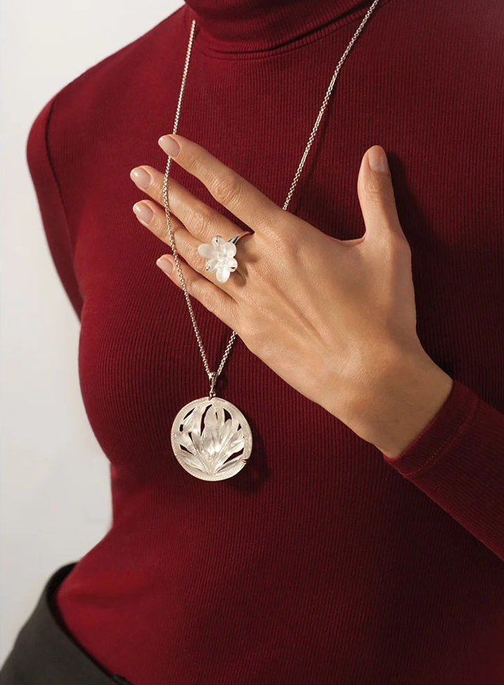 Fleur de Nige pendant lg.