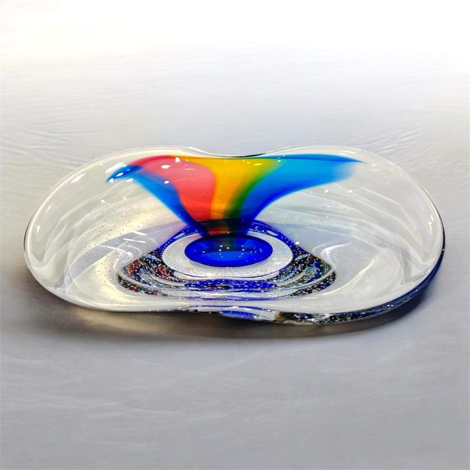 Kosta Boda Rainbow dish Lim. edition