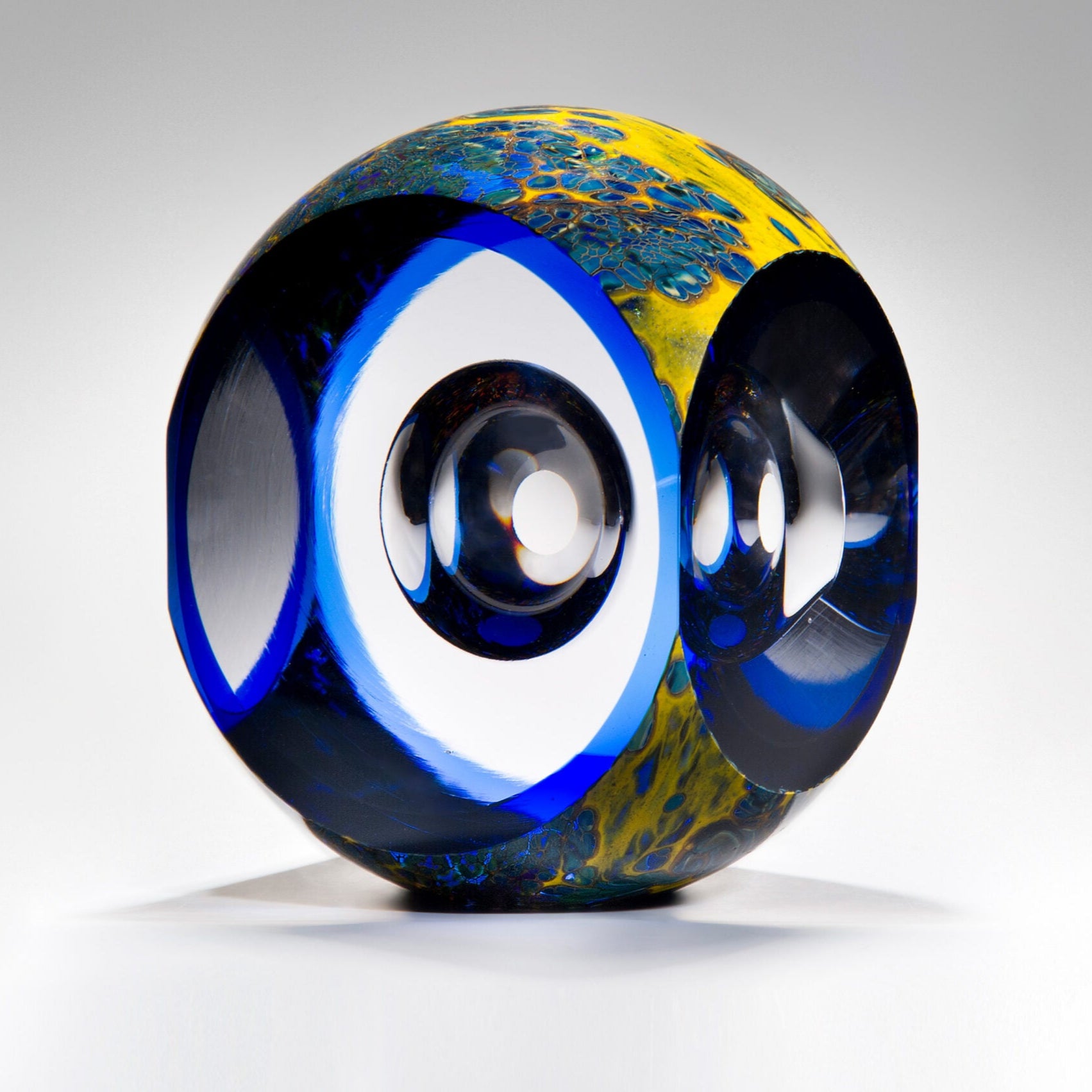 Space Odessey glass sculpture by Tim Rawlinson