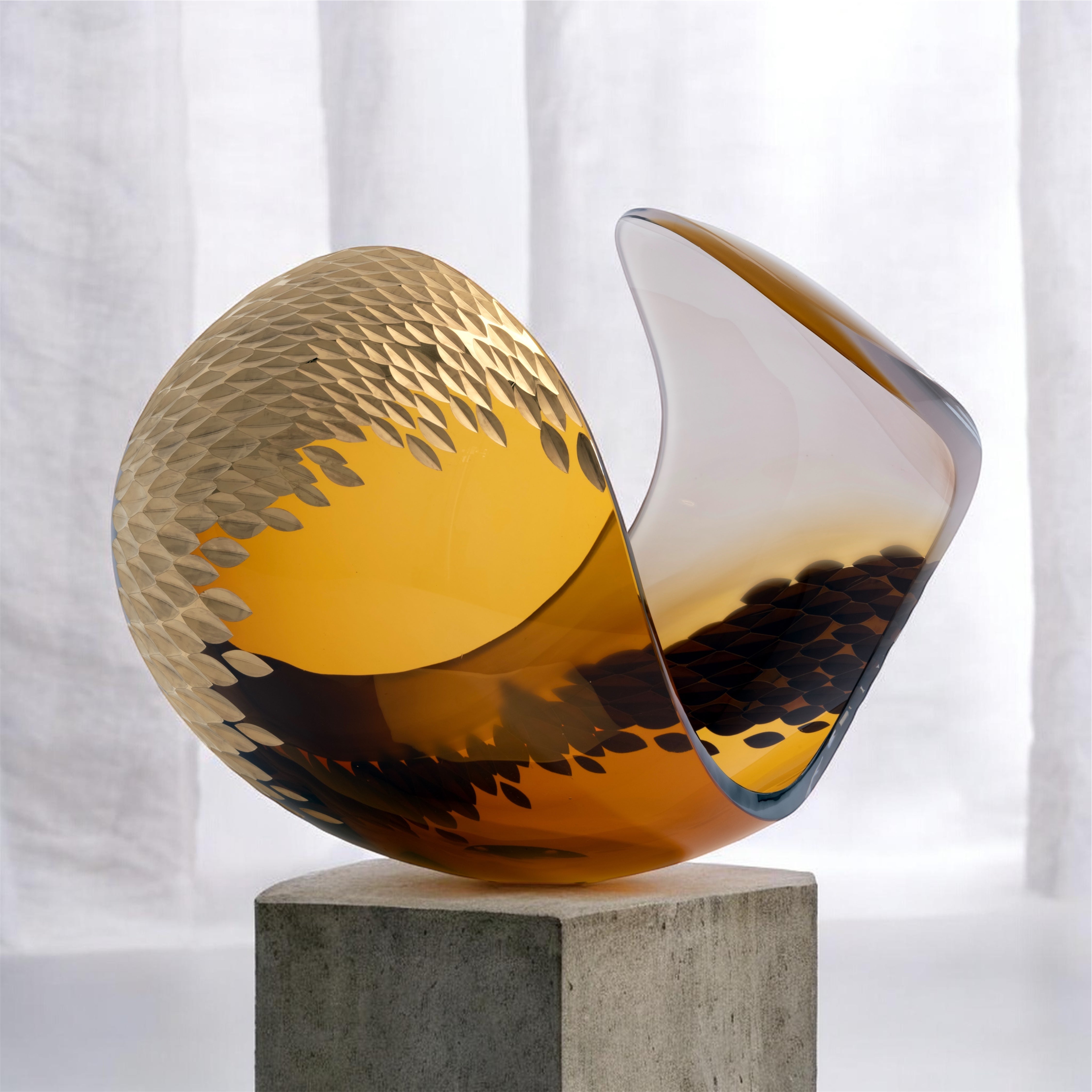 Kosta Boda Supernova Unique I Pyramid Glass