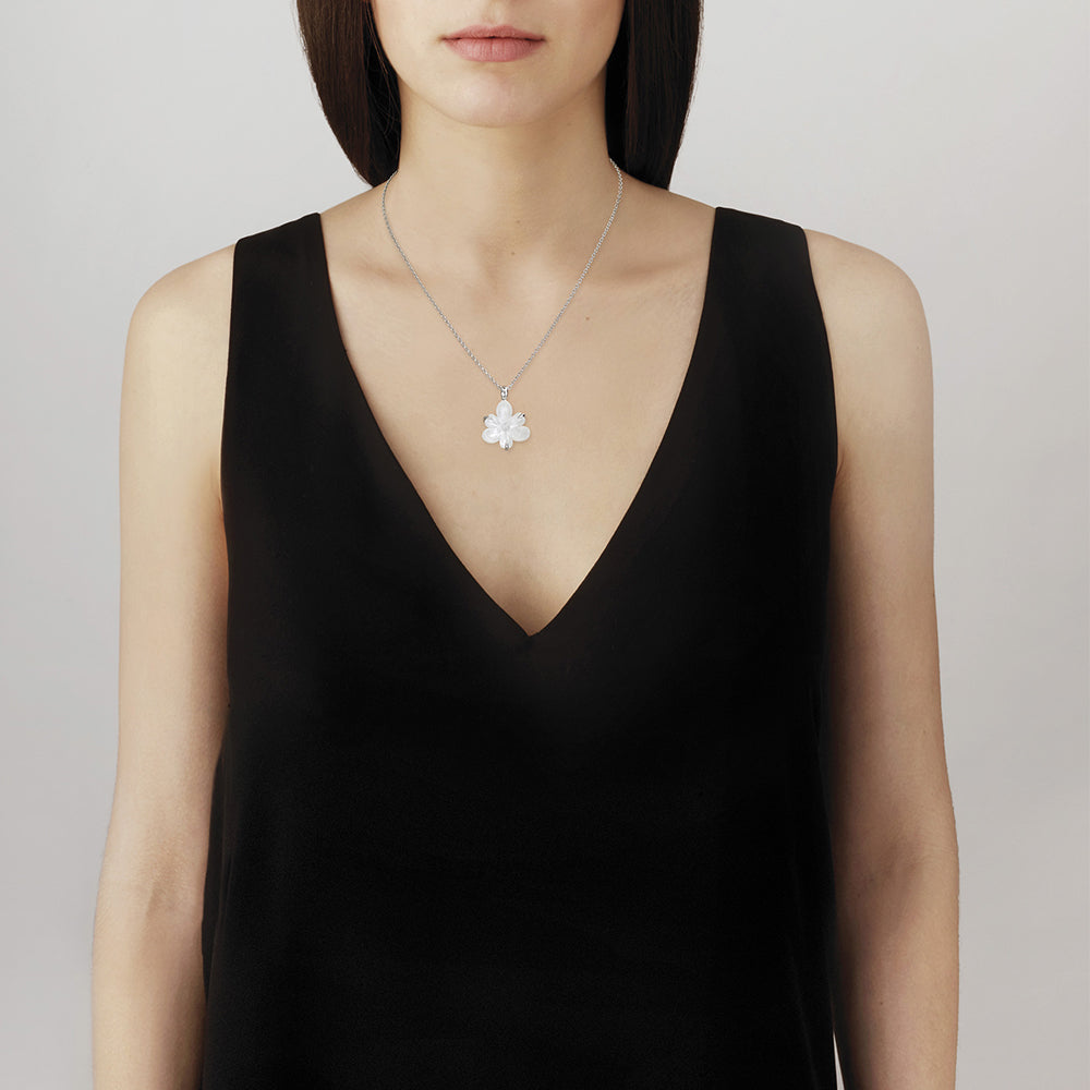 Fleur de Neige pendant